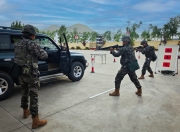 开云官方app入口-大赛卫冕冠军集训备战，主教练带队深入研究对手的简单介绍