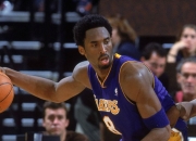 开云体育入口-包含火箭险胜76人，詹姆斯高光表现的词条