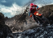 开云体育APP下载-伊布扛起全队，日本足球如何从洪都拉斯翻盘中找到新灵魂