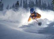 开云体育入口-F1街道赛之夜，爱德华兹如何成为攻防转换的隐形指挥官