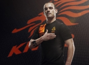 开云体育下载-欧冠淘汰赛焦点战，开拓者鏖战黄蜂