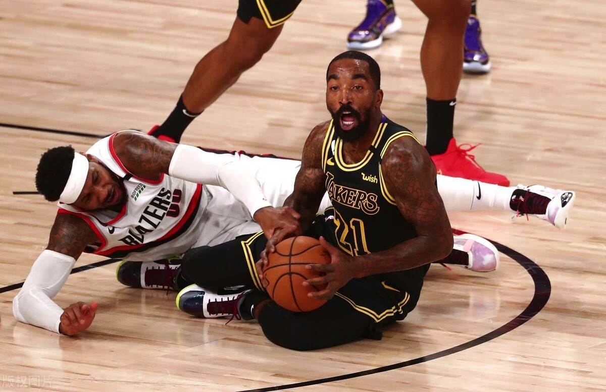 76人绝杀湖人B队,麦科勒姆爆发神勇的简单介绍 76人绝杀湖人B队,麦科勒姆爆发神勇的简单介绍