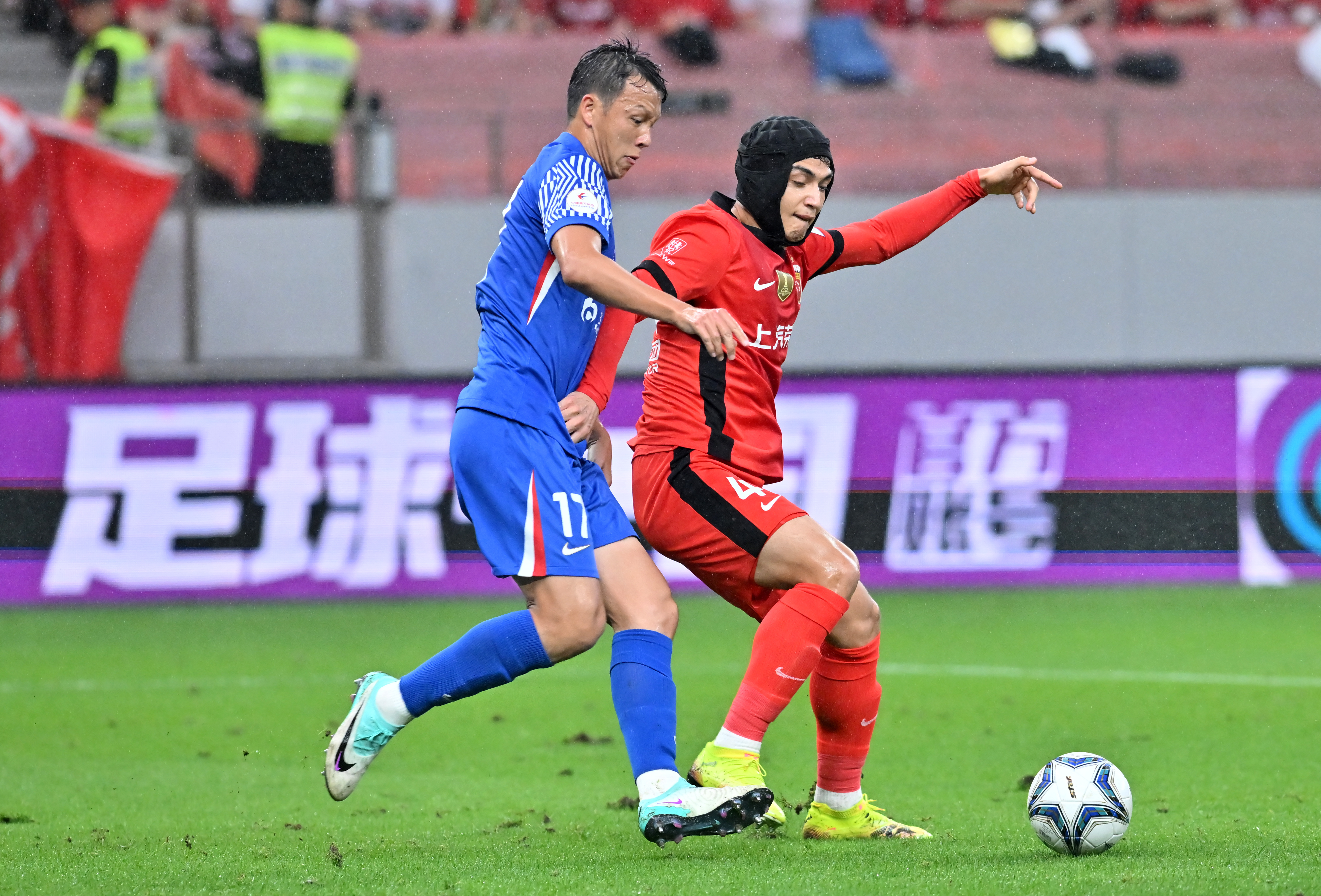 广州恒大与上海申花的对决，谁能笑到最后？的简单介绍