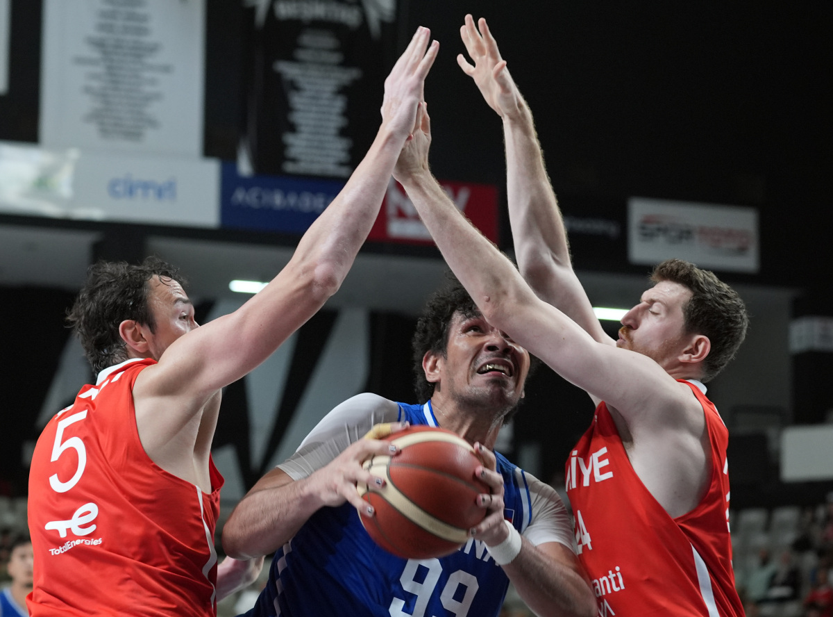 包含美国男篮大战加拿大,纷争不断惊险上演的词条 包含美国男篮大战加拿大,纷争不断惊险上演的词条