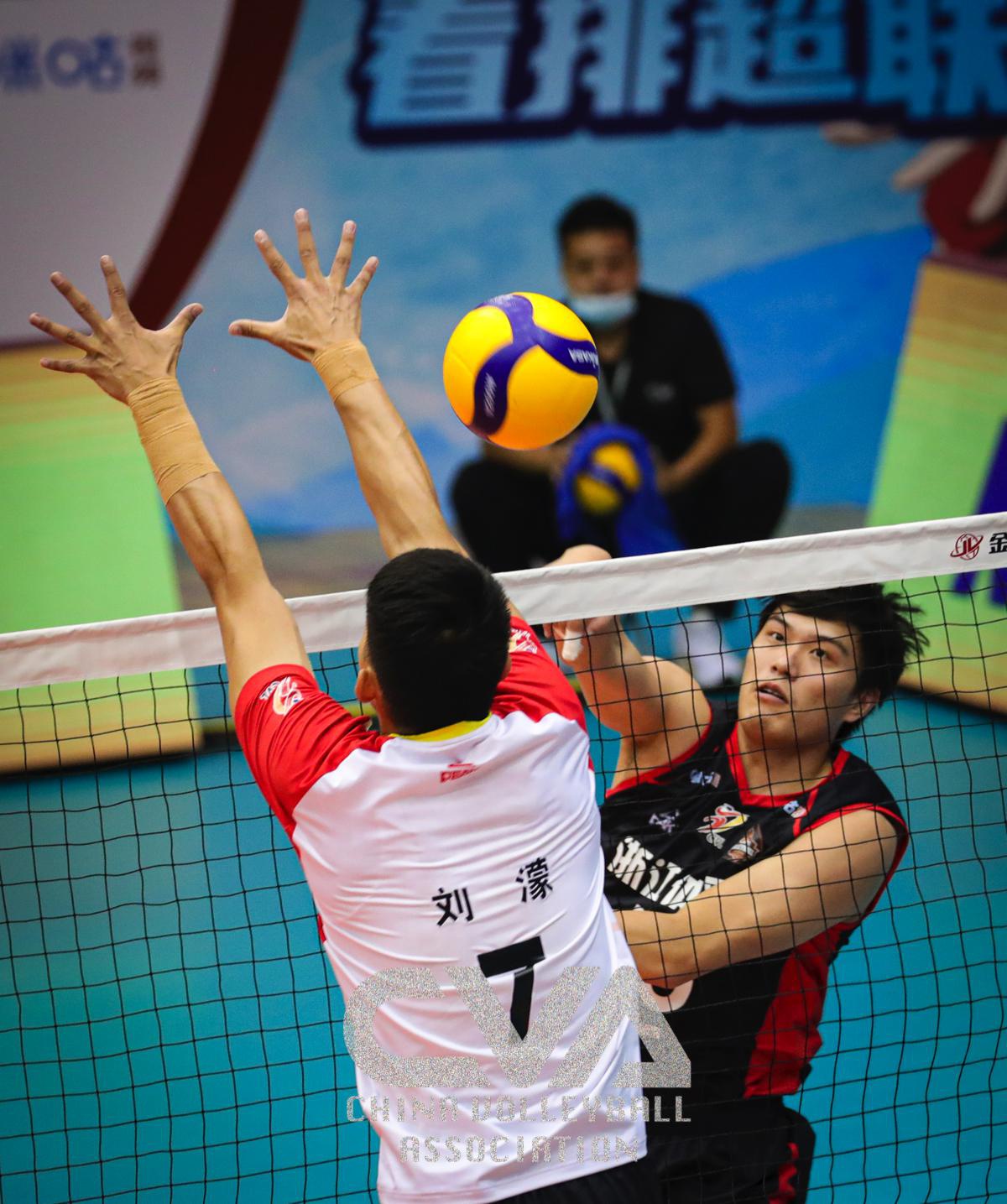 波尔图逆袭晋级,拼搏在前场的简单介绍 波尔图逆袭晋级,拼搏在前场的简单介绍