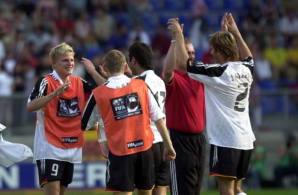 德国客场战胜荷兰,积分榜上升的简单介绍 德国客场战胜荷兰,积分榜上升的简单介绍