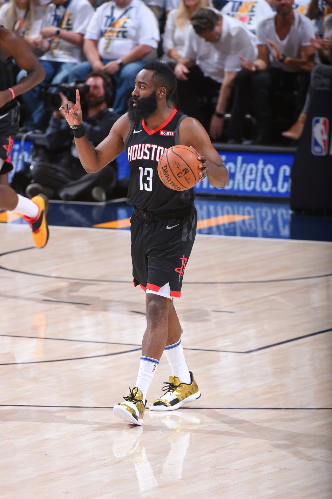 关于火箭vs爵士,哈登伤势恢复,将迎战米切尔的信息 关于火箭vs爵士,哈登伤势恢复,将迎战米切尔的信息