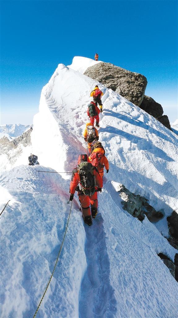 高能对决，挑战极限登峰造极的简单介绍