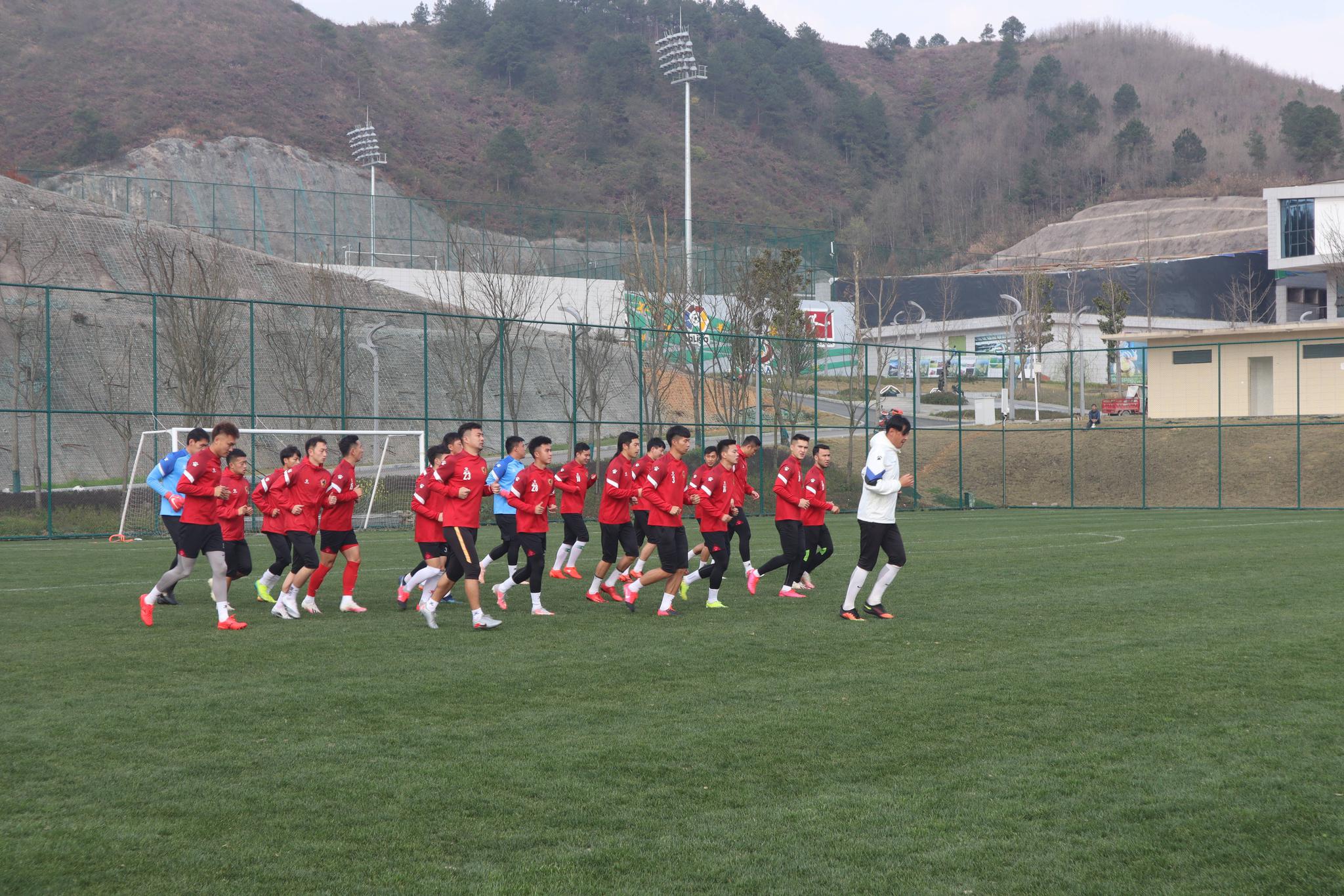 恒丰备战新的比赛，球员备战认真