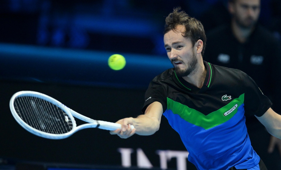 包含德国网球队逆转日本网球队，兹维列夫制霸全场的词条