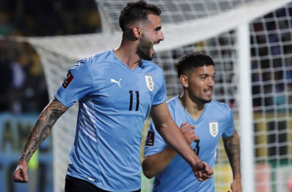 关于巴黎完胜乌拉圭，加维制霸全场的信息