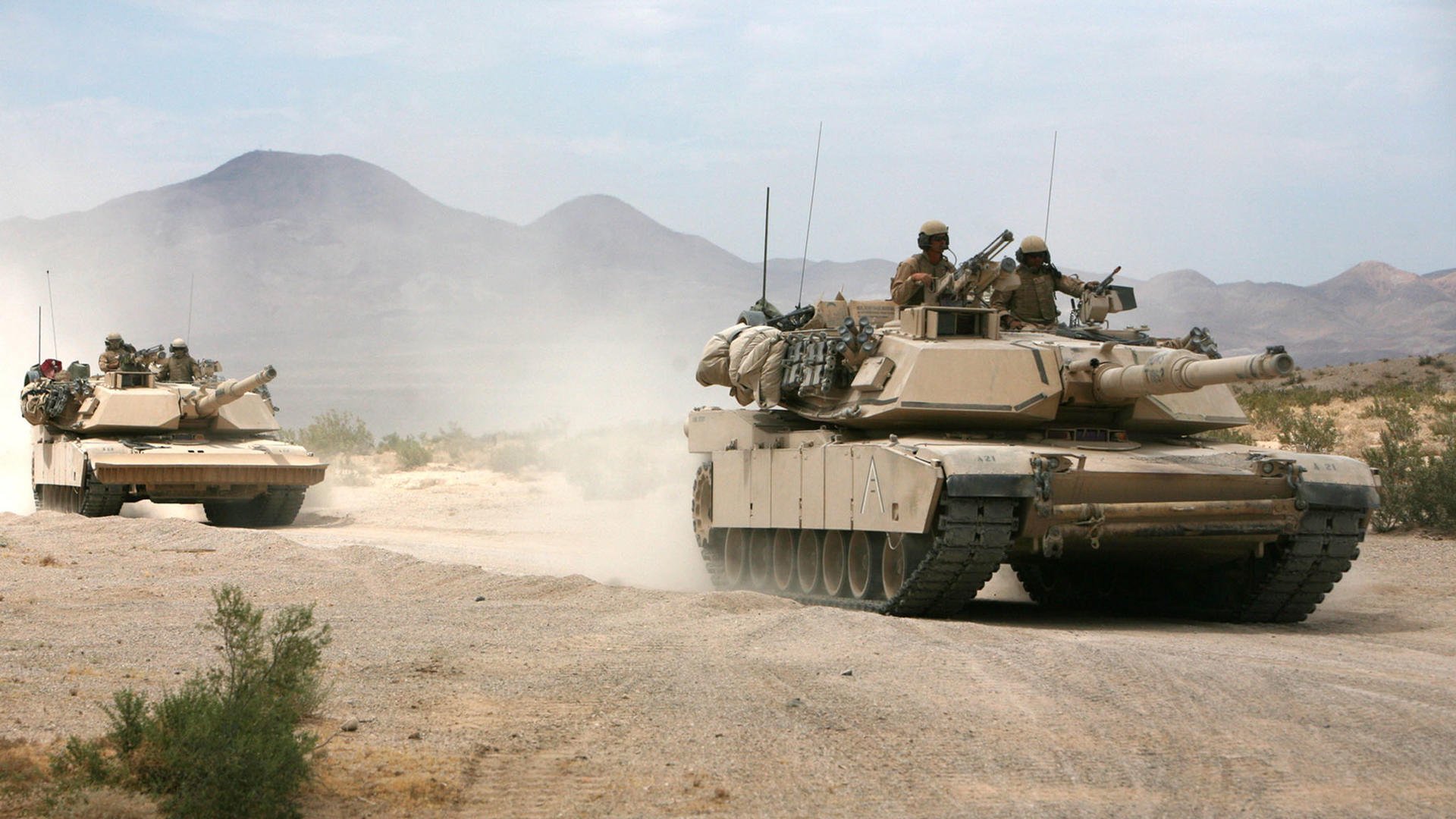 欧冠淘汰赛之夜，范戴克刷新纪录，一座移动长城的90分钟统治