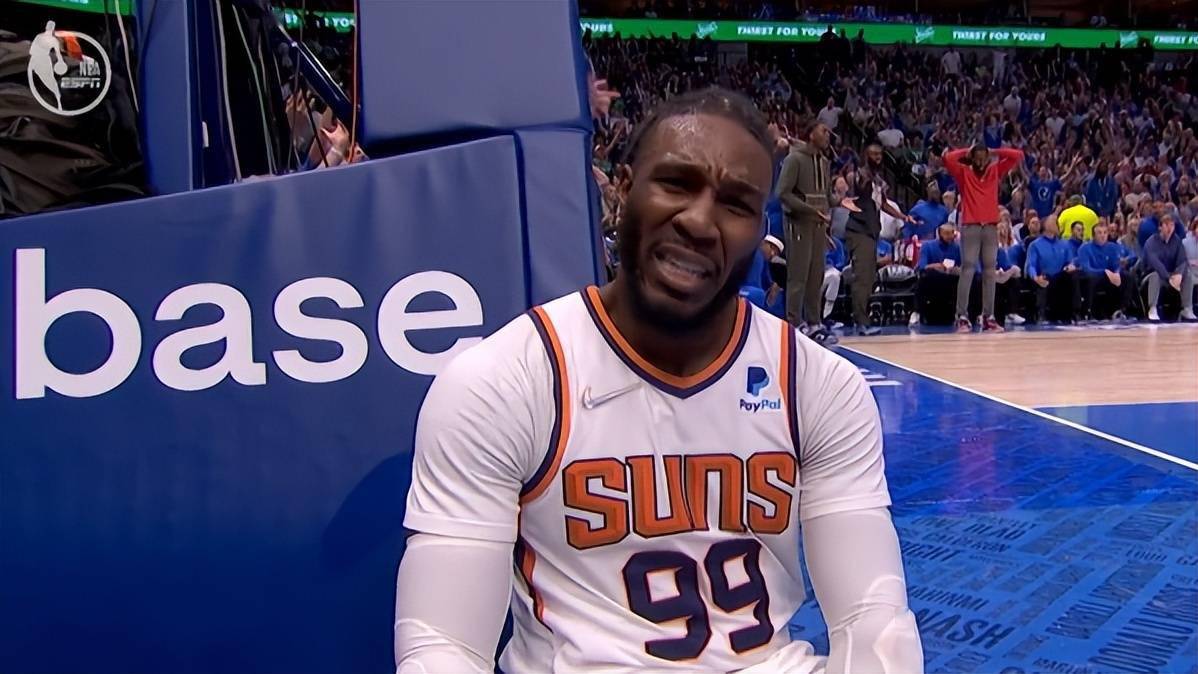 关于独行侠轻取猛龙，布克高光表现的信息