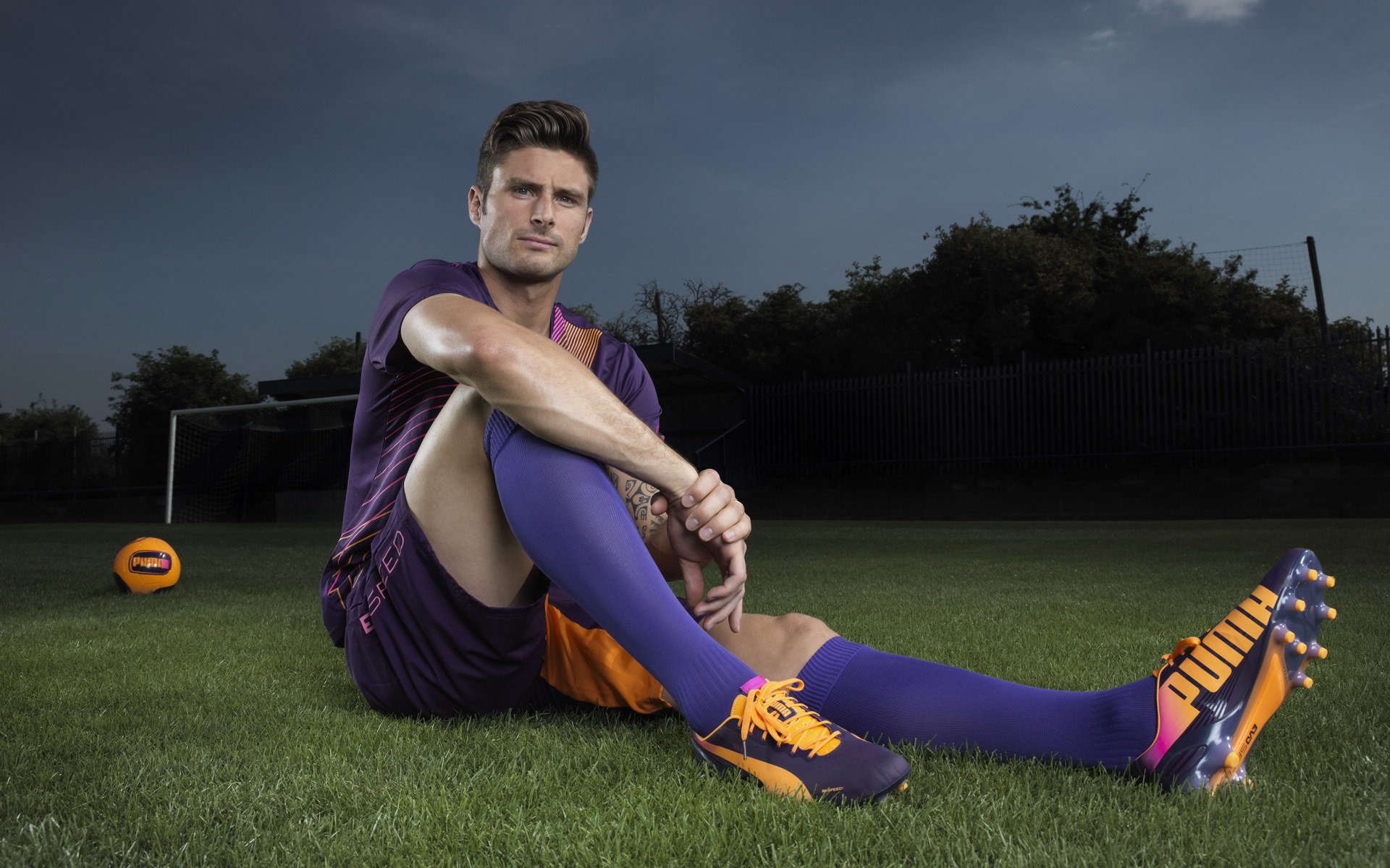 赛道与球场的双重奏，当贝恩接管F1街道赛，76人掀翻国王